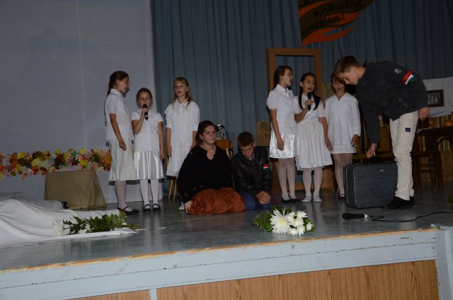 56' Ünnepség